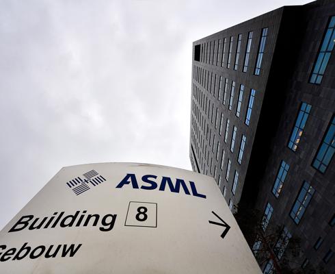 ASML_building-in-Veldhoven_Peter-van-Trijen_Brabant-Brand-Box.jpg