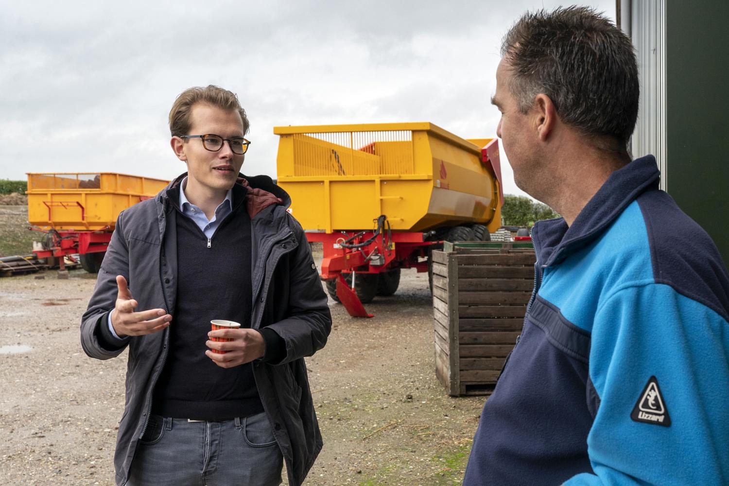Sven Boogaard van AgroExact en agrariër Jan Straver | Brabant Brand Box